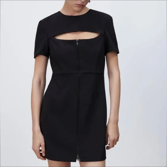 BNWT Zara Cut Out Front Zip Black Mini Dress - Picture 3 of 7
